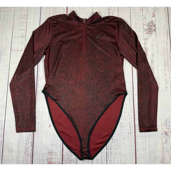Nike Burgundy Snake Print Body Suit Woman's Size XL Long Sleeve Comfort Tight - Picture 1 of 8